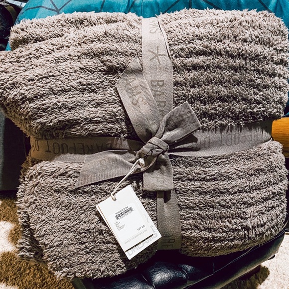 Barefoot Dreams Other - Barefoot Dreams - the COZYCHIC® RIBBED THROW (NEW)